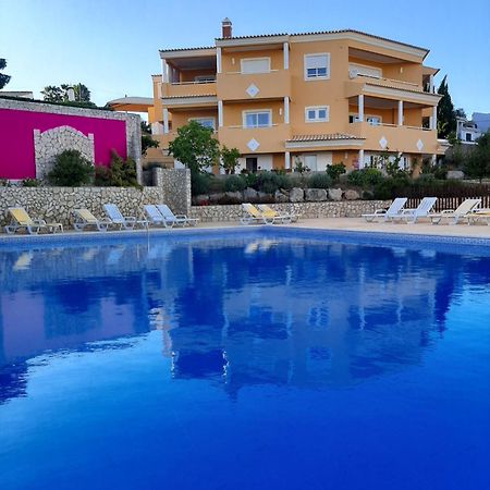Senhora da Luz Lucie Lime Guesthouse מראה חיצוני תמונה