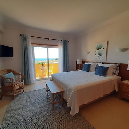 Senhora da Luz Lucie Lime Guesthouse מראה חיצוני תמונה