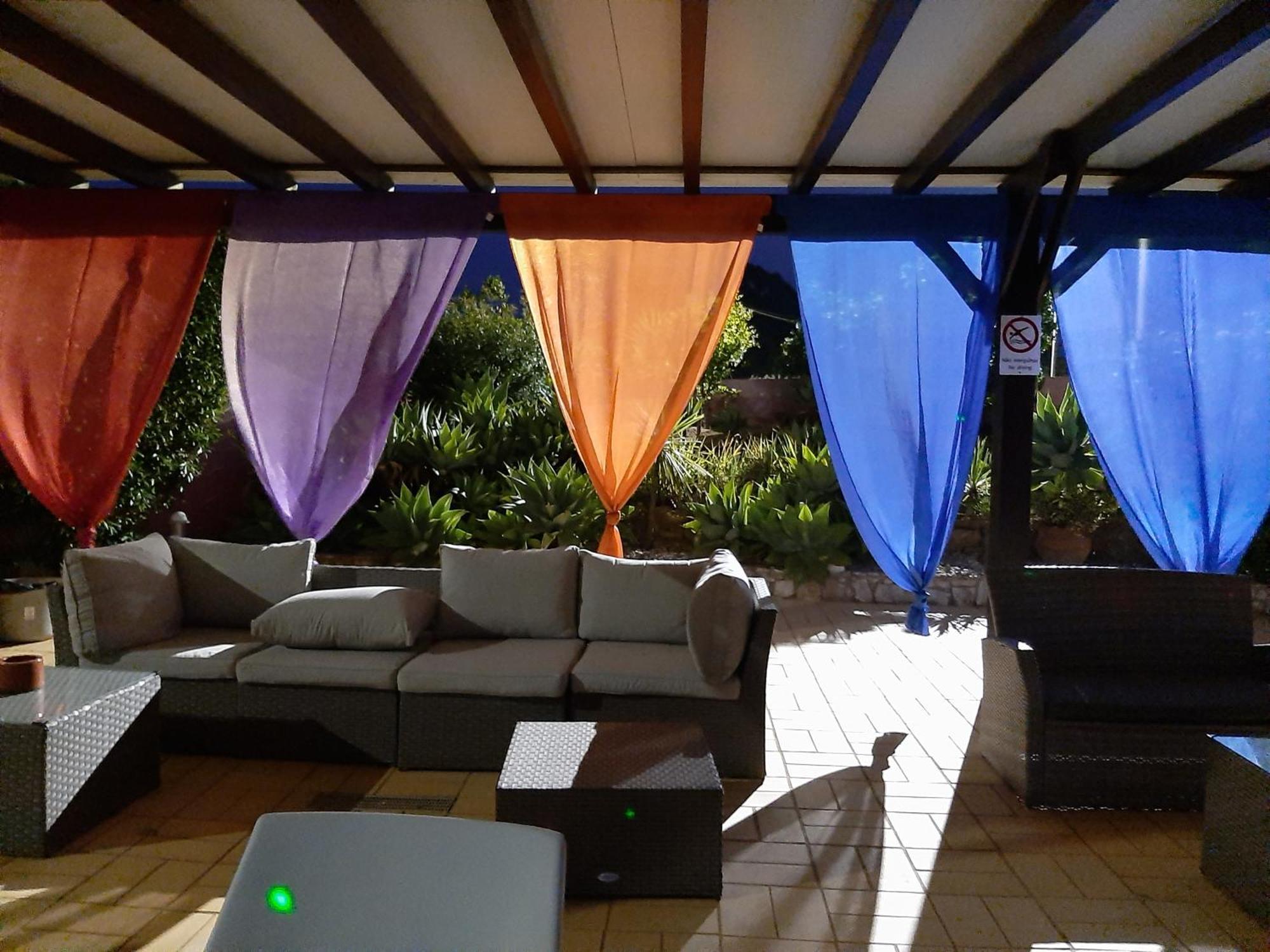 Senhora da Luz Lucie Lime Guesthouse מראה חיצוני תמונה