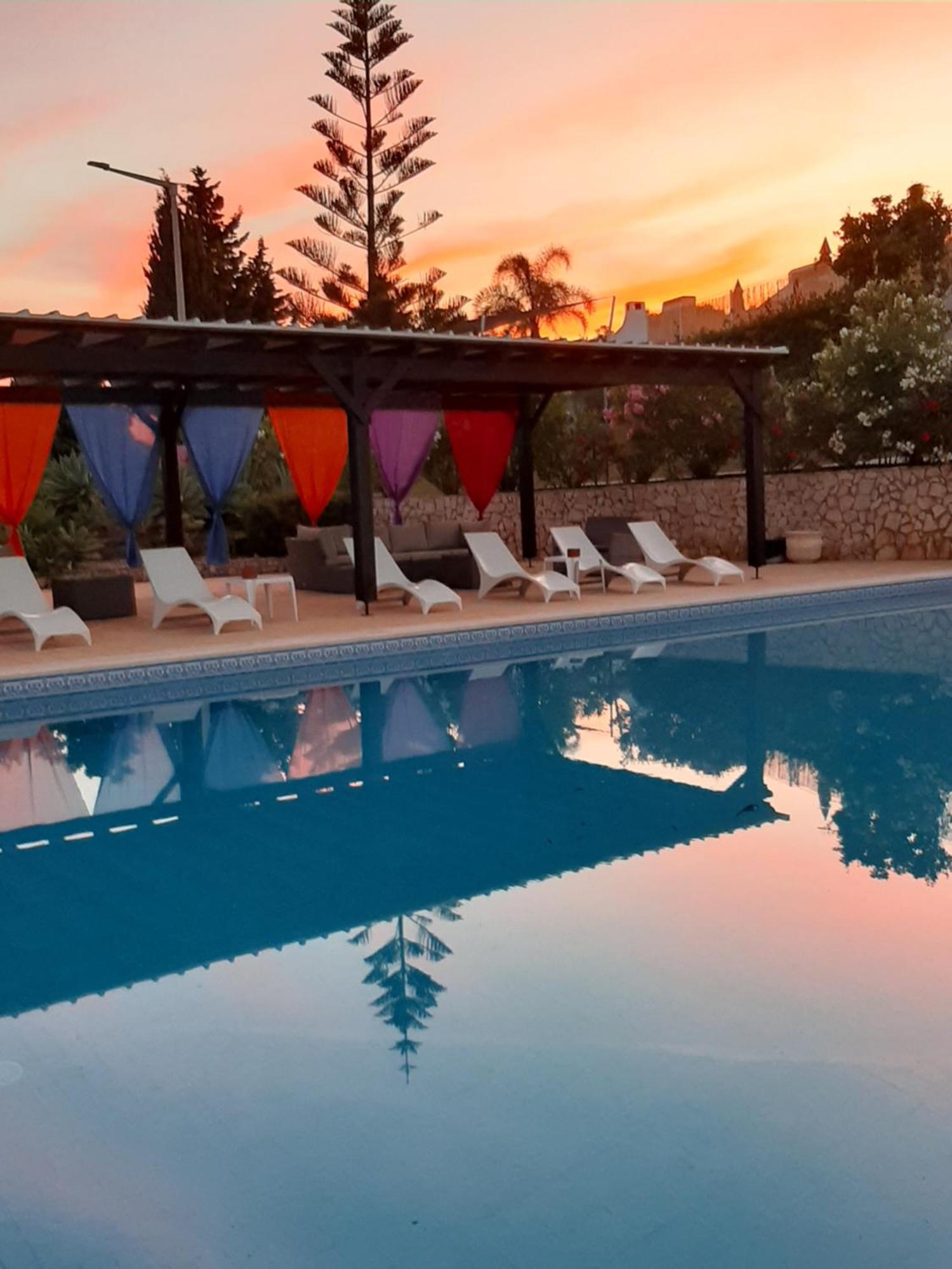 Senhora da Luz Lucie Lime Guesthouse מראה חיצוני תמונה
