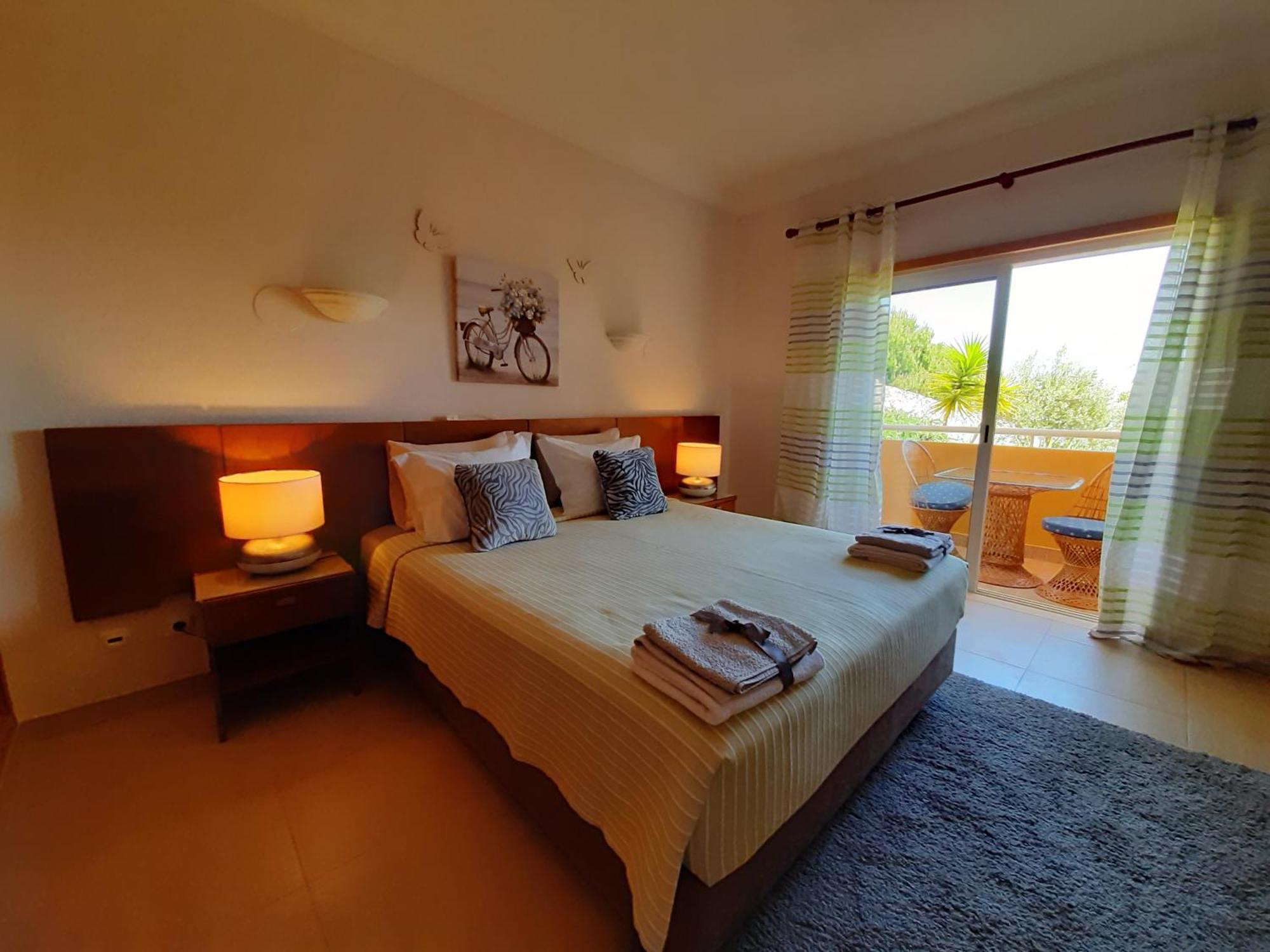 Senhora da Luz Lucie Lime Guesthouse מראה חיצוני תמונה