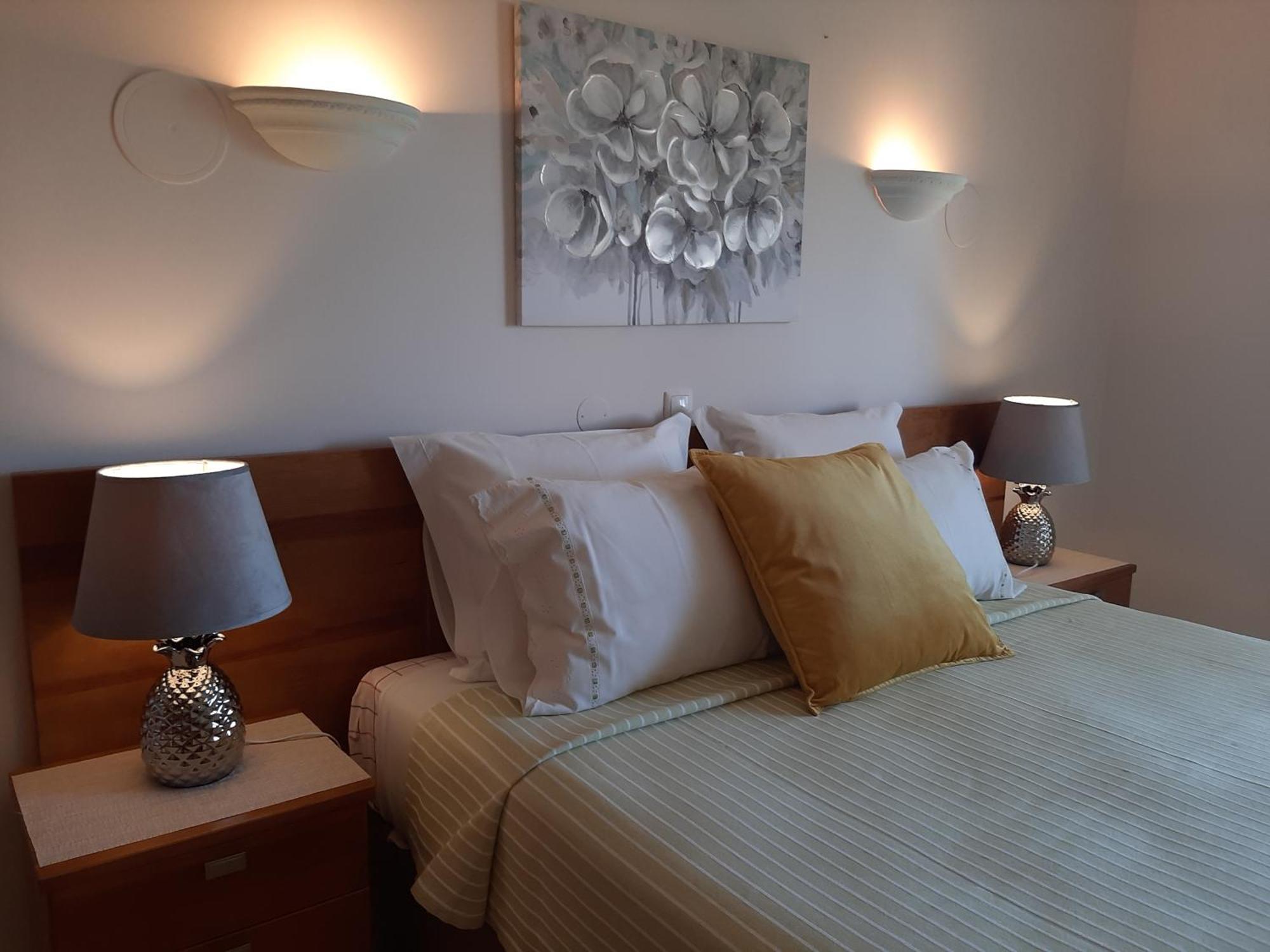 Senhora da Luz Lucie Lime Guesthouse מראה חיצוני תמונה